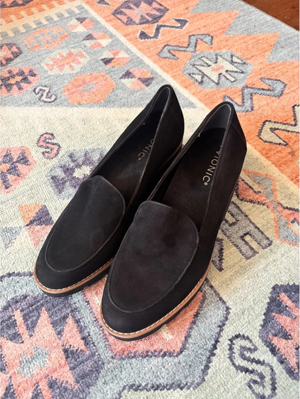 Vionic Black Suede Platform Loafers Women's Size 8.5
